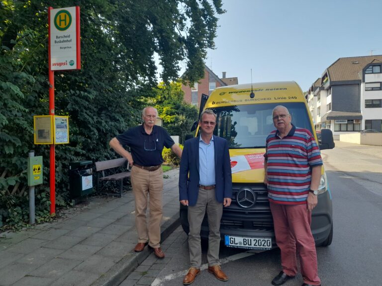 Besuch beim Bürgerbus in Burscheid